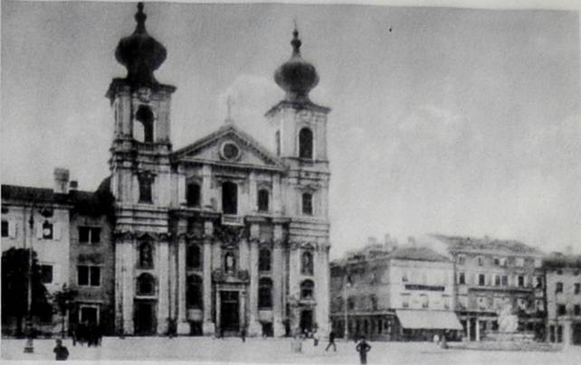 La chiesa di S. Ignacio nella allora Piazza Grande
